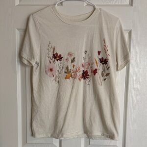 Zoe + Liv Cream Floral Short Sleeve Tee